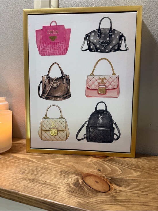 Source Unknown Accessories - Luxury Licensed Art Frame Pink Quilted Top-Handle Bags Print - NWOT